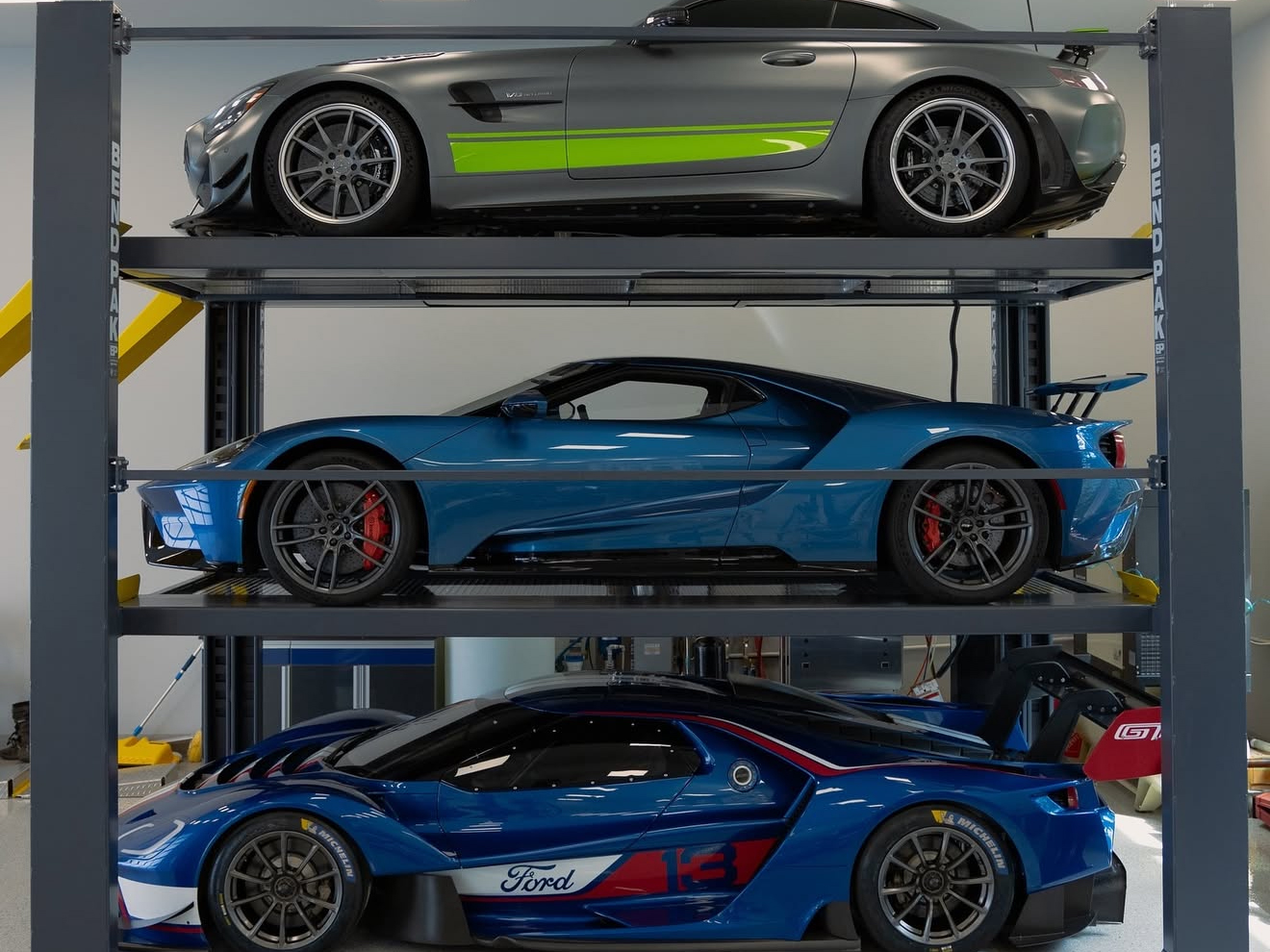 Liquid.blue.gt Car Storage